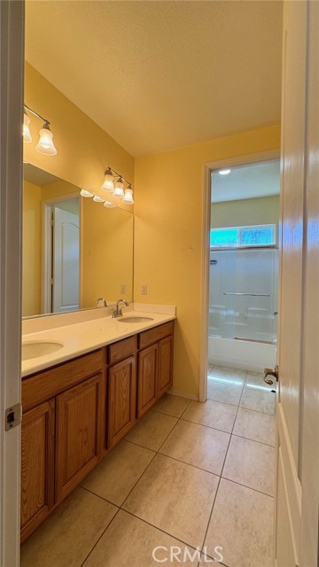 Detail Gallery Image 42 of 52 For 37361 Paintbrush Dr, Palmdale,  CA 93551 - 5 Beds | 3 Baths