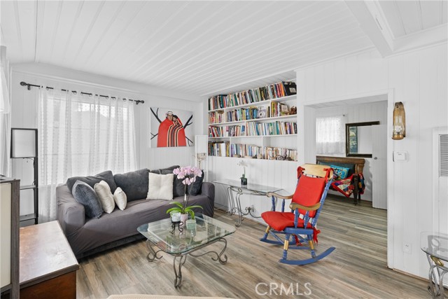 Detail Gallery Image 8 of 32 For 211 S K St, Lompoc,  CA 93436 - 2 Beds | 1 Baths