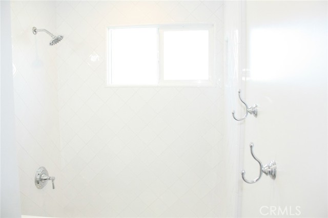 Detail Gallery Image 13 of 23 For 10731 Whitburn St, Culver City,  CA 90230 - 3 Beds | 1 Baths
