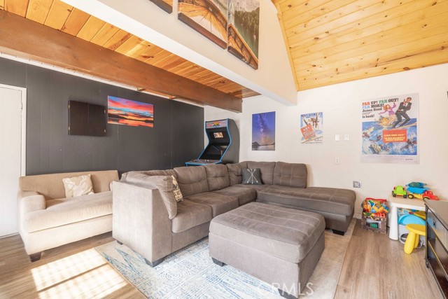 Detail Gallery Image 49 of 50 For 332 Vista, Big Bear Lake,  CA 92315 - 3 Beds | 2 Baths