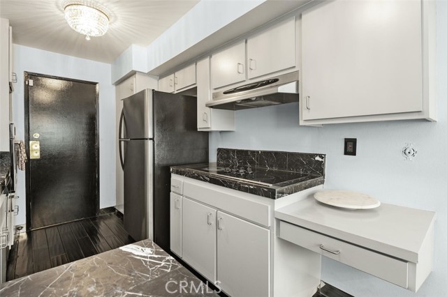 Detail Gallery Image 22 of 26 For 1121 N Olive Dr #209,  West Hollywood,  CA 90069 - 2 Beds | 2 Baths