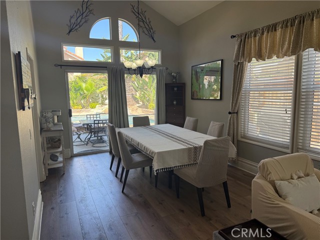 Detail Gallery Image 11 of 61 For 20516 Yate Circle, Riverside,  CA 92508 - 4 Beds | 3 Baths