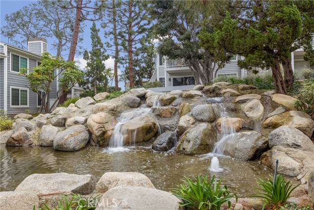 Detail Gallery Image 37 of 43 For 1321 via Sebastian #12,  San Pedro,  CA 90732 - 2 Beds | 2 Baths