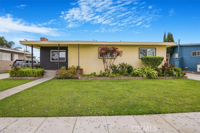 2216 Canehill Avenue, Long Beach CA: https://media.crmls.org/medias/9cb2a979-211d-4035-9162-2dac75aaba0d.jpg