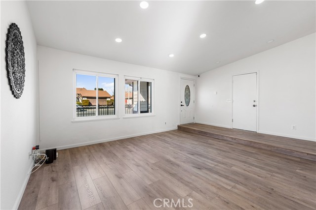 Detail Gallery Image 7 of 48 For 4604 E Avenue R6, Palmdale,  CA 93552 - 3 Beds | 2 Baths