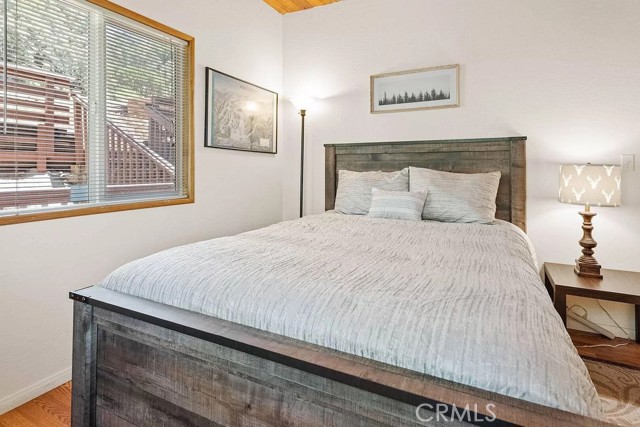 43869 Mendocino Drive, Big Bear Lake CA: https://media.crmls.org/medias/9cb5d11b-fb34-45ca-9c49-8d5cdf122e75.jpg