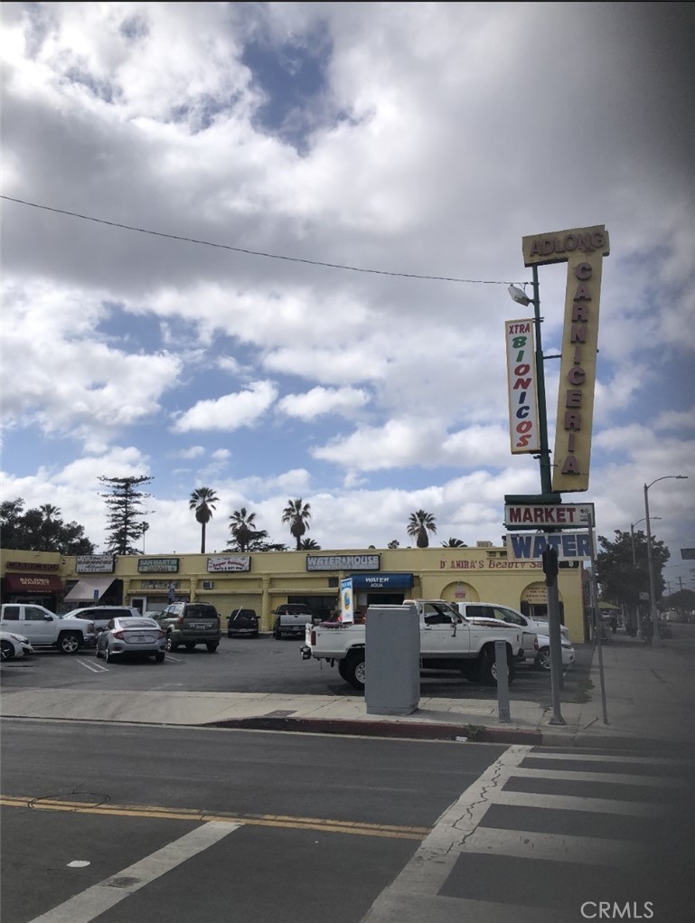 1550 W Adams Boulevard, Los Angeles, CA 90007