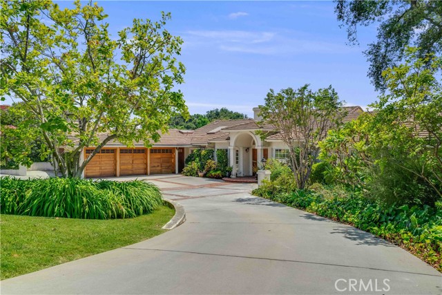 Detail Gallery Image 6 of 41 For 950 Hampton, Arcadia,  CA 91006 - 5 Beds | 6/2 Baths