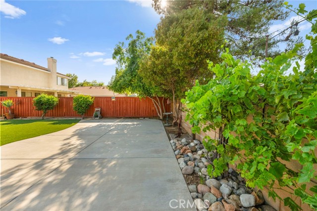 32392 Giverny Court, Winchester CA: https://media.crmls.org/medias/9cb6e80f-275c-497d-a00f-c4424c06d7cf.jpg