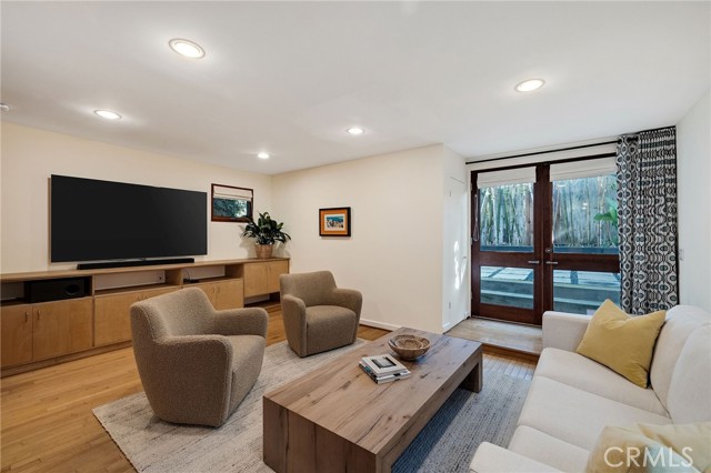3rd bedroom leads to backyard