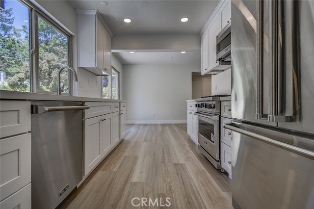 1302 Cadena, San Clemente CA: https://media.crmls.org/medias/9cb75045-31e7-4447-85e2-0738f089a915.jpg