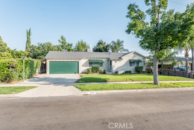 1036 Fermoore Street photo 3