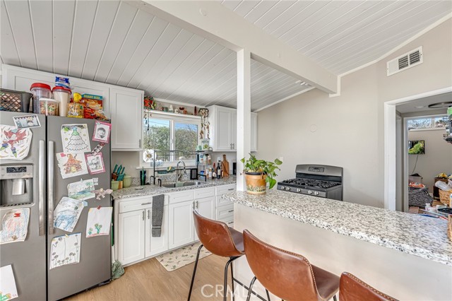 Detail Gallery Image 8 of 27 For 28801 Howard Rd, Barstow,  CA 92311 - 2 Beds | 1 Baths