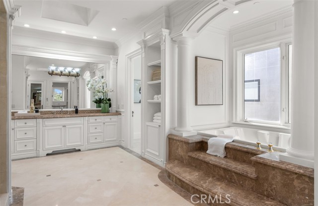 71 Ritz Cove Drive, Dana Point CA: https://media.crmls.org/medias/9cb8d892-3cbb-4d97-a789-5dacf3868bdf.jpg