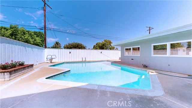 Detail Gallery Image 32 of 35 For 1135 E Amelia Dr, Long Beach,  CA 90807 - 3 Beds | 2/1 Baths