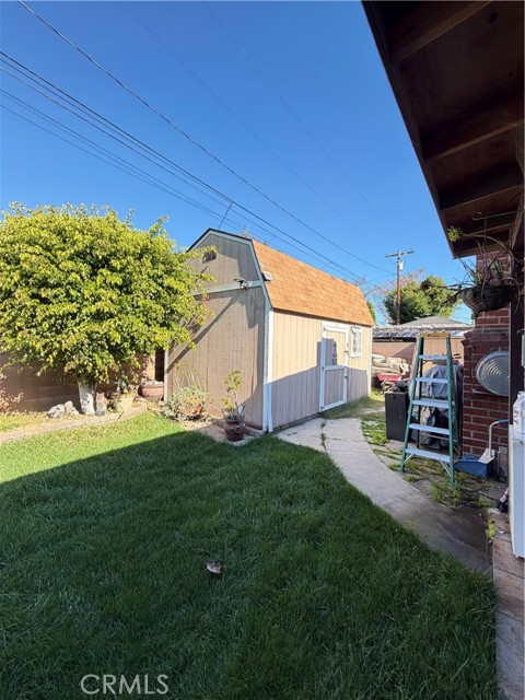 Detail Gallery Image 35 of 36 For 5707 Bigelow St, Lakewood,  CA 90713 - 3 Beds | 3 Baths