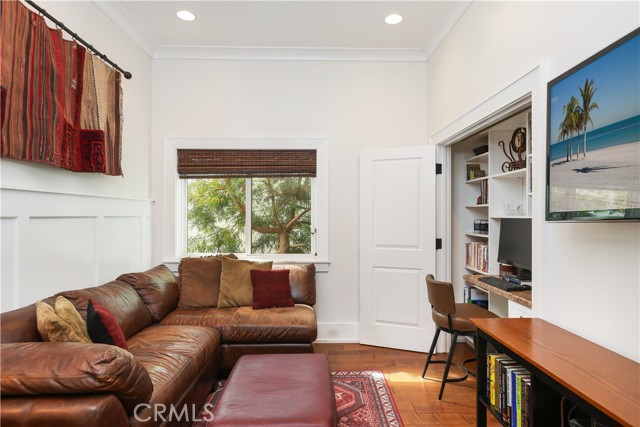 Detail Gallery Image 27 of 37 For 516 Poinsettia #B,  Corona Del Mar,  CA 92625 - 3 Beds | 3 Baths