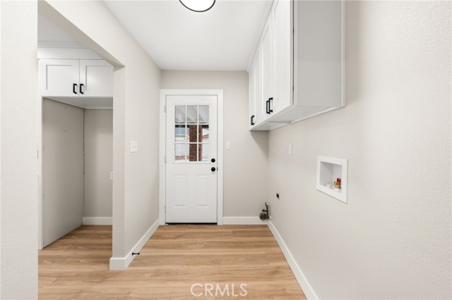 1905 Davis Street, Corona CA: https://media.crmls.org/medias/9cbb7dc3-ea61-4367-a7ac-91a51dadd6f9.jpg