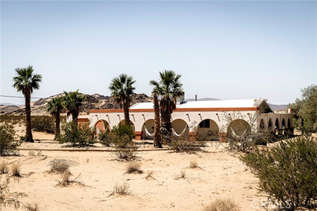 Detail Gallery Image 9 of 72 For 80322 Mesa Dr, Twentynine Palms,  CA 92277 - 3 Beds | 2 Baths