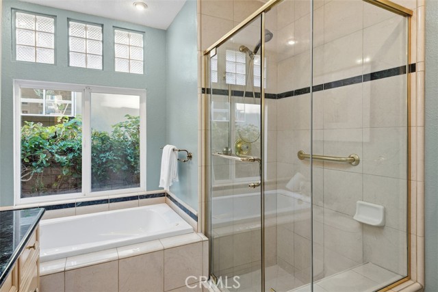 Detail Gallery Image 24 of 41 For 266 Park Ave, Long Beach,  CA 90803 - 4 Beds | 2 Baths