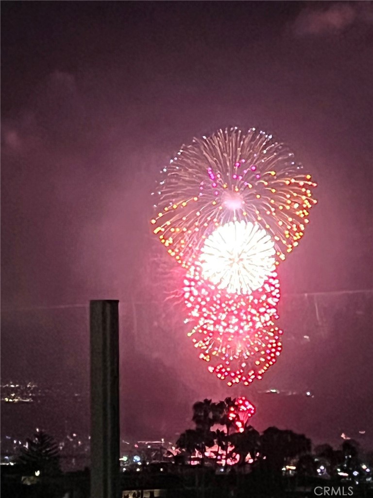 https://media.crmls.org/medias/9cbcac51-2900-4917-97c0-50d4157aa691.jpg?preset=X-Large