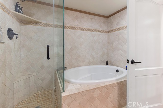 Detail Gallery Image 13 of 21 For 820 S Bedford St #102,  Los Angeles,  CA 90035 - 2 Beds | 2/1 Baths