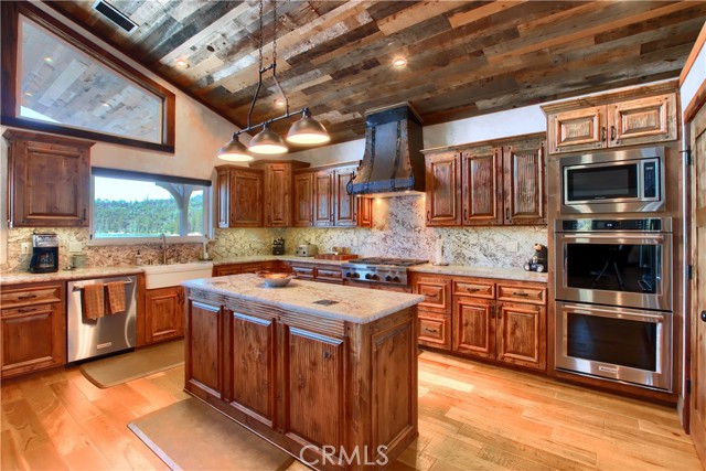 Detail Gallery Image 16 of 67 For 53496 Road 432, Bass Lake,  CA 93604 - 6 Beds | 4/1 Baths