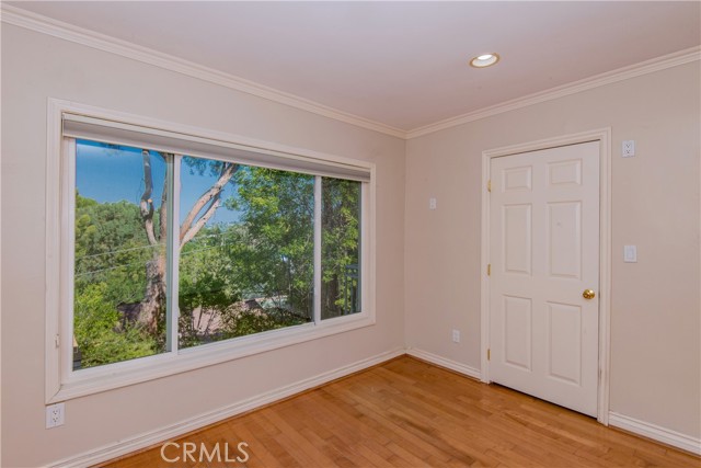 4602 Hurford Terrace, Encino CA: https://media.crmls.org/medias/9cbd80f6-f84c-4297-90ab-cec47f8d66a9.jpg