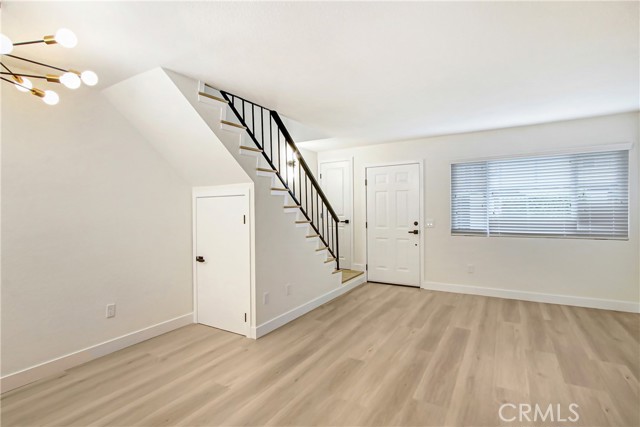 Detail Gallery Image 3 of 12 For 533 W 9th, Upland,  CA 91786 - 2 Beds | 2 Baths