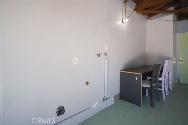 Detail Gallery Image 25 of 30 For 16176 Del Rey Ct, Victorville,  CA 92395 - 4 Beds | 2 Baths
