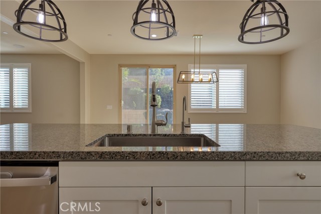 2668 Half Dome Court, Jurupa Valley CA: https://media.crmls.org/medias/9cbea0b3-edee-4292-9def-d8b1fcba9778.jpg