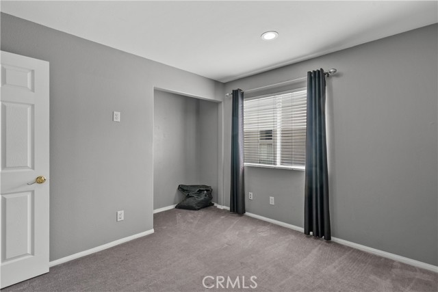 Detail Gallery Image 25 of 40 For 26426 Cardinal Dr, Canyon Country,  CA 91387 - 5 Beds | 4 Baths