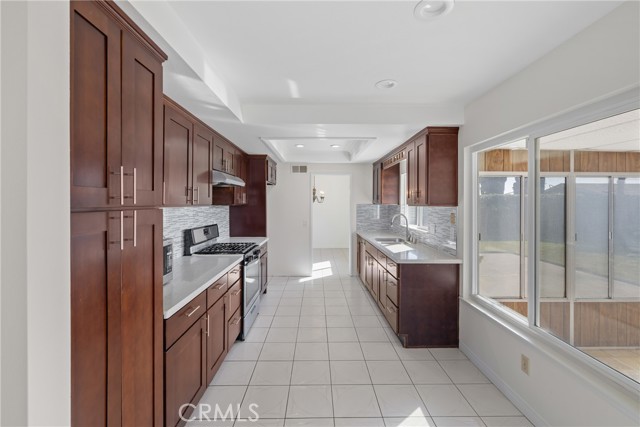 Detail Gallery Image 12 of 45 For 4317 Clair, Montclair,  CA 91763 - 4 Beds | 3 Baths