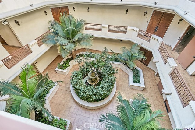 3 Bed Home for Sale in Los Angeles, California