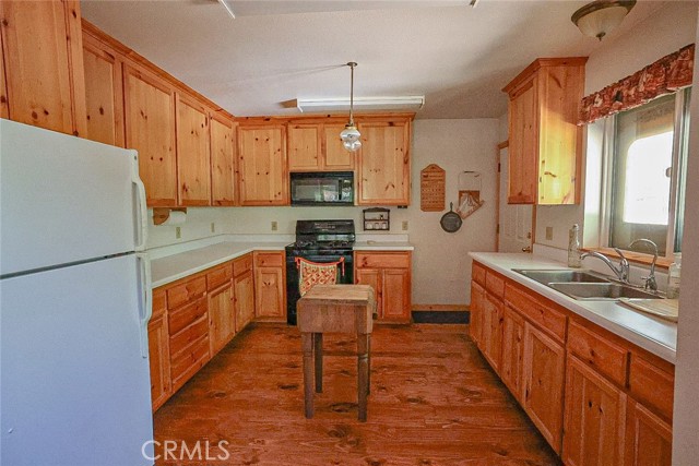 67922 Beasore Road, Bass Lake CA: https://media.crmls.org/medias/9cc0cbfe-fd6c-4952-aae0-ec90a0ddd8a7.jpg
