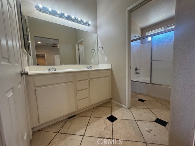 531 Corte San Pablo, Perris CA: https://media.crmls.org/medias/9cc0e5d1-c2b9-4b66-bca2-2aadc1bef996.jpg