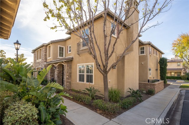 Detail Gallery Image 1 of 26 For 14975 S Highland Ave #94,  Fontana,  CA 92336 - 3 Beds | 2/1 Baths