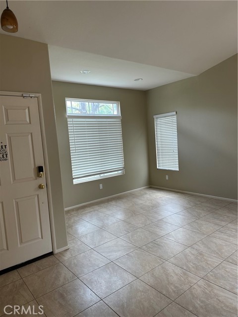 2165 Harris Street, Colton CA: https://media.crmls.org/medias/9cc196af-9419-4b28-9ae9-4257c5b70d9c.jpg
