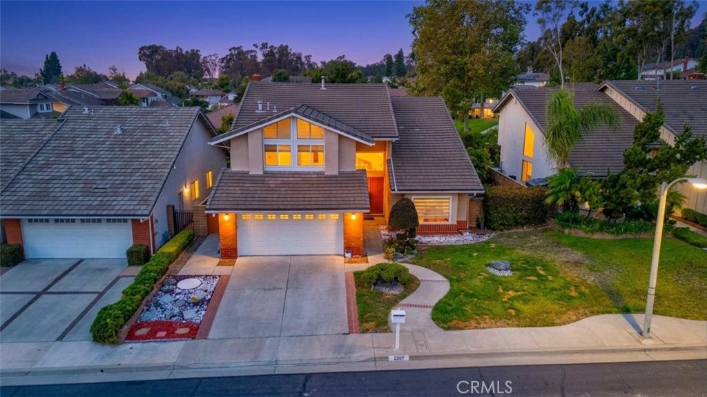 2207 Heritage