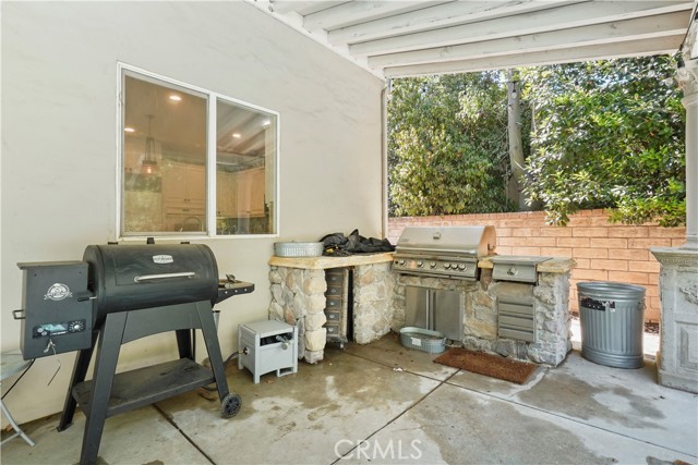 29123 Black Pine Way, Saugus CA: https://media.crmls.org/medias/9cc1ec39-f638-48dc-8a9d-f4c8a3be575d.jpg