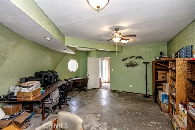 Detail Gallery Image 24 of 67 For 45985 Cottonwood Rd, Newberry Springs,  CA 92365 - 4 Beds | 5/1 Baths