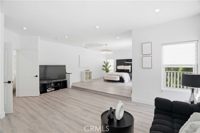 Detail Gallery Image 33 of 56 For 7600 Southby, West Hills,  CA 91304 - 5 Beds | 5 Baths