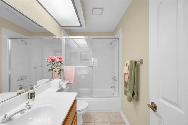13614 Destino Place, Cerritos CA: https://media.crmls.org/medias/9cc48e5d-9a41-414d-8461-e7d12cdc94d3.jpg