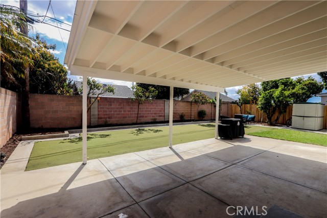 Detail Gallery Image 22 of 28 For 1009 Fairlawn St, Santa Ana,  CA 92703 - 3 Beds | 1/1 Baths