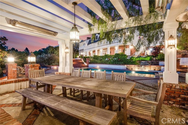Detail Gallery Image 9 of 54 For 1409 via Arco, Palos Verdes Estates,  CA 90274 - 7 Beds | 5/2 Baths