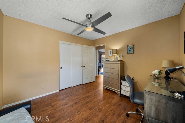 43743 Frieda Court, Lancaster CA: https://media.crmls.org/medias/9cc69683-c14c-4995-b7ea-7f413d6e0630.jpg