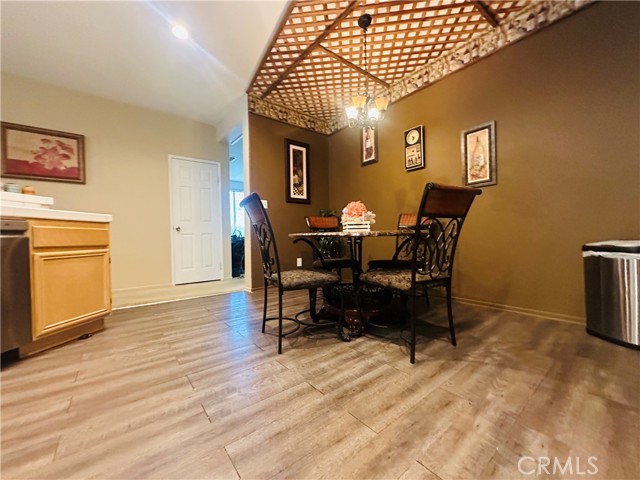 Detail Gallery Image 11 of 35 For 13375 Dunwood Ct, Victorville,  CA 92392 - 5 Beds | 2 Baths