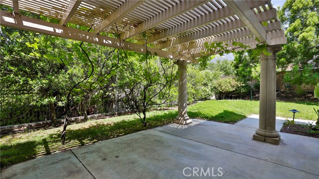 2431 Elizabeth Court, Upland CA: https://media.crmls.org/medias/9cc7dcf0-99c3-4841-a833-824f6a16239f.jpg