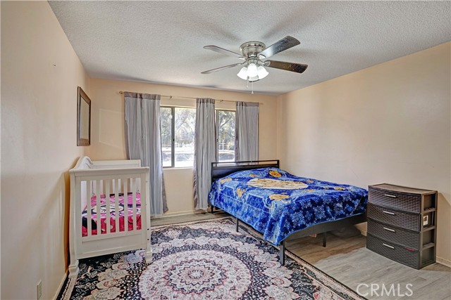 260 E Whittier Avenue, Hemet CA: https://media.crmls.org/medias/9cc86c58-be37-4f8e-9901-d7bc6cc94d10.jpg