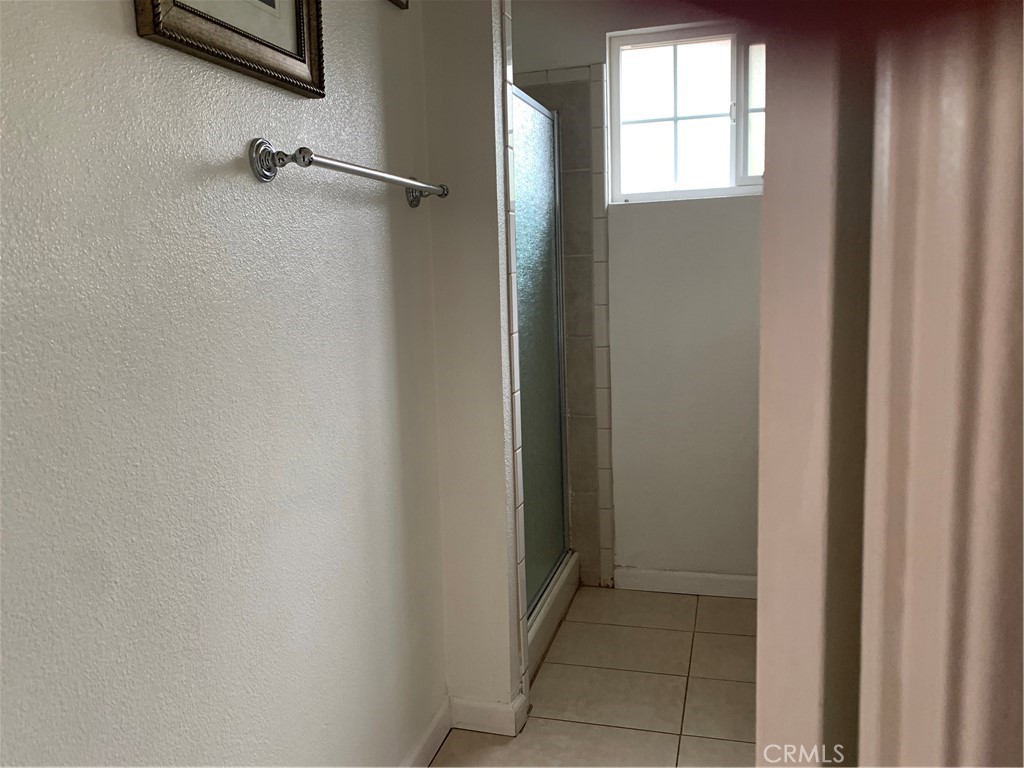 https://media.crmls.org/medias/9cc87ff2-a006-4fed-a890-0f6138390ebf.jpg?preset=X-Large